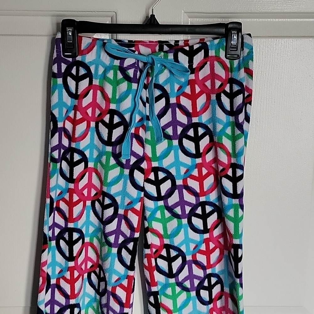 Women's/ juniors SO, XS Peace Pajamas, multi colored. - Picture 2 of 7